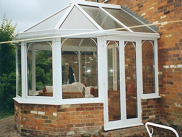 small conservatory looking great after cleaning